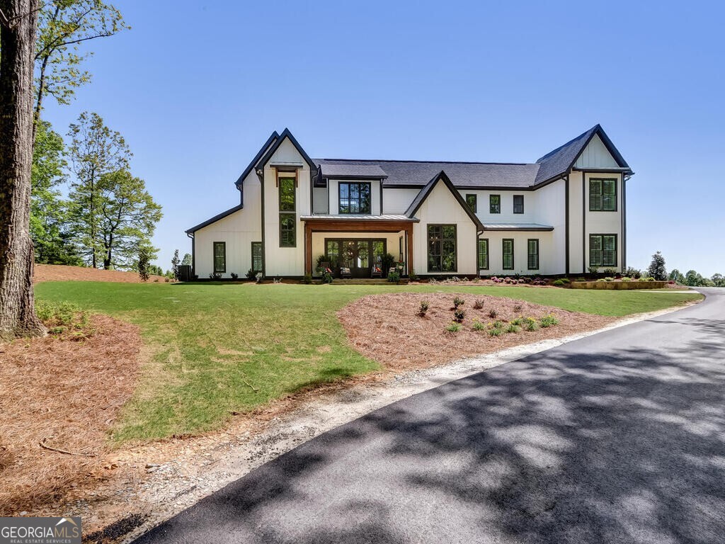 183 Barrett Circle Property Photo 2