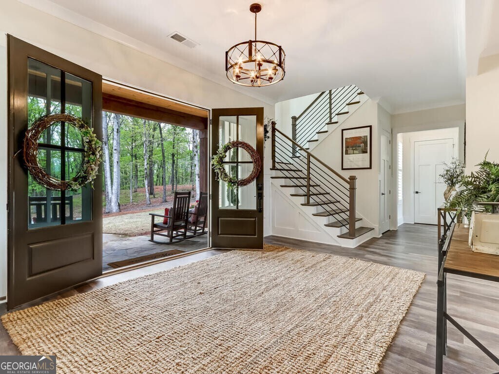 183 Barrett Circle Property Photo 14