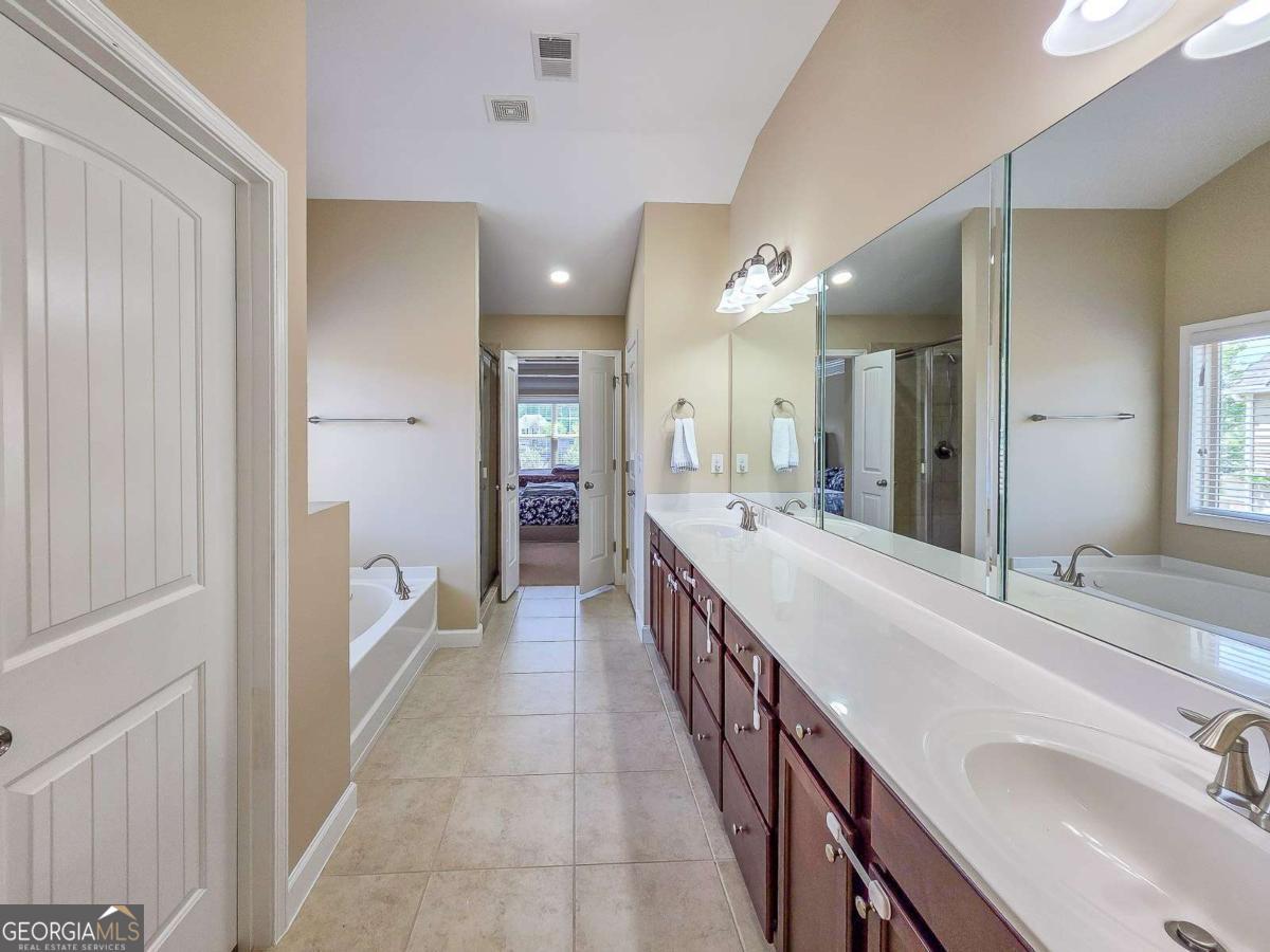 5620 Shiloh Woods Drive Property Photo 26