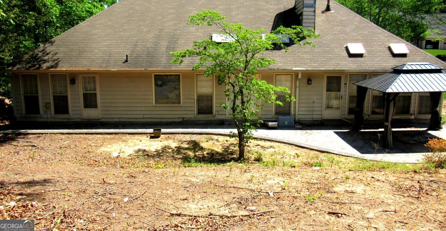 4305 Deep Springs Court Property Photo 4