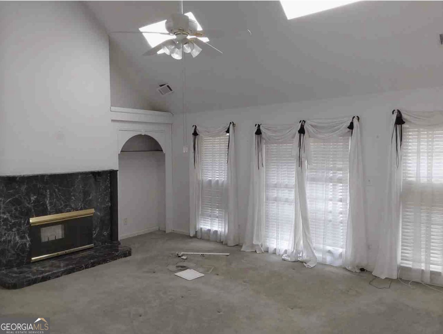 4305 Deep Springs Court Property Photo 7