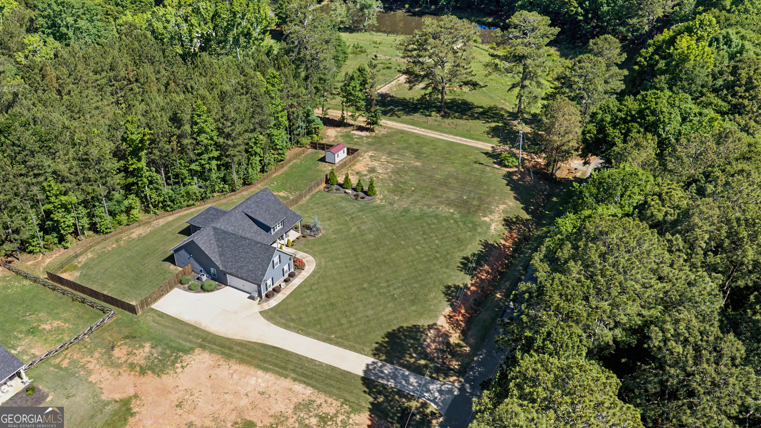 141 Wilmot Road Property Photo 3