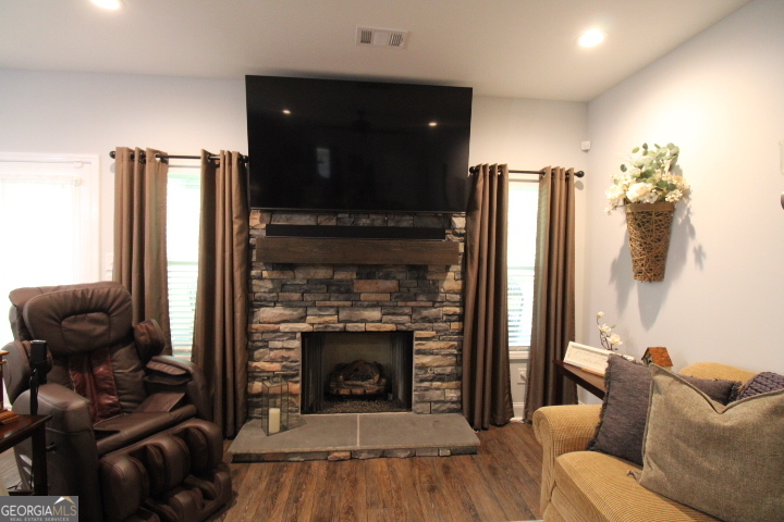 141 Wilmot Road Property Photo 16