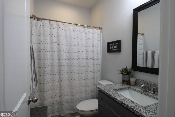 141 Wilmot Road Property Photo 37
