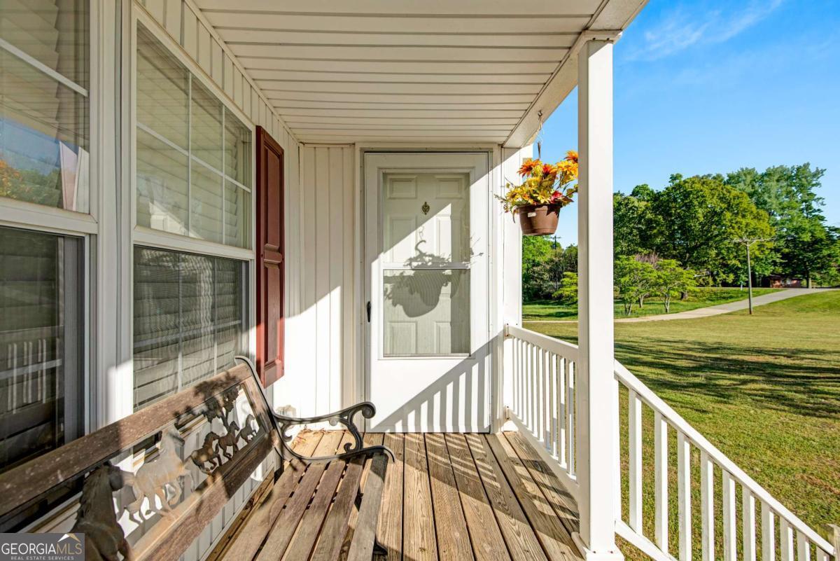 4940 Flat Creek Road Property Photo 3