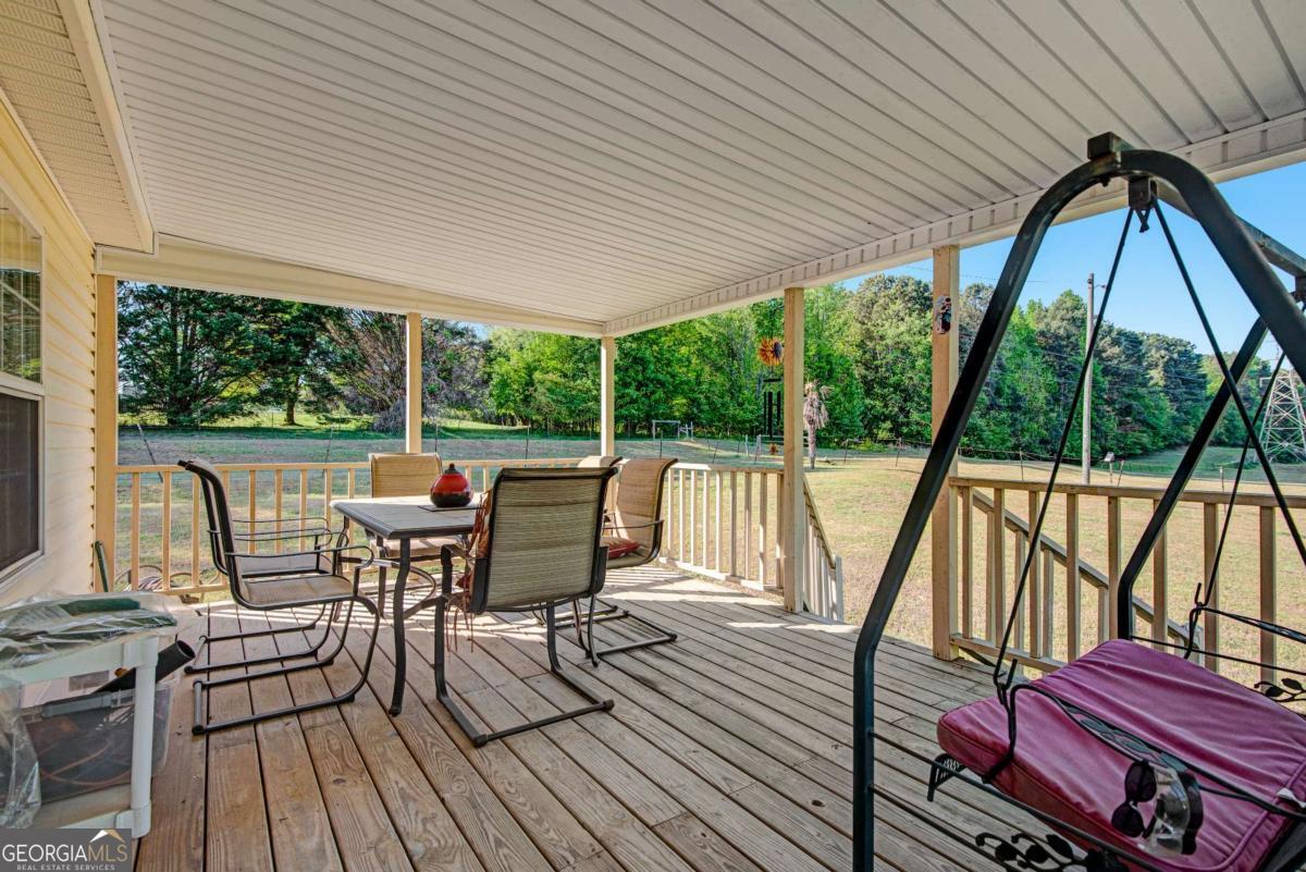 4940 Flat Creek Road Property Photo 16
