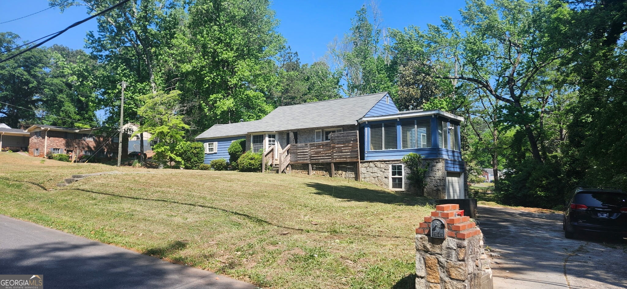 1949 Venetian Drive Sw Property Photo 2