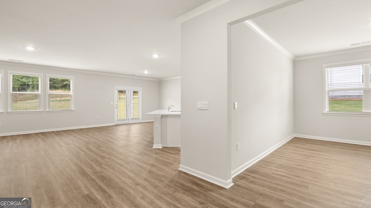 1170 Amerson Street # 43 Property Photo 15
