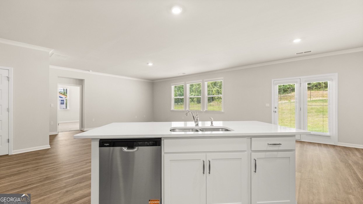 1170 Amerson Street # 43 Property Photo 18