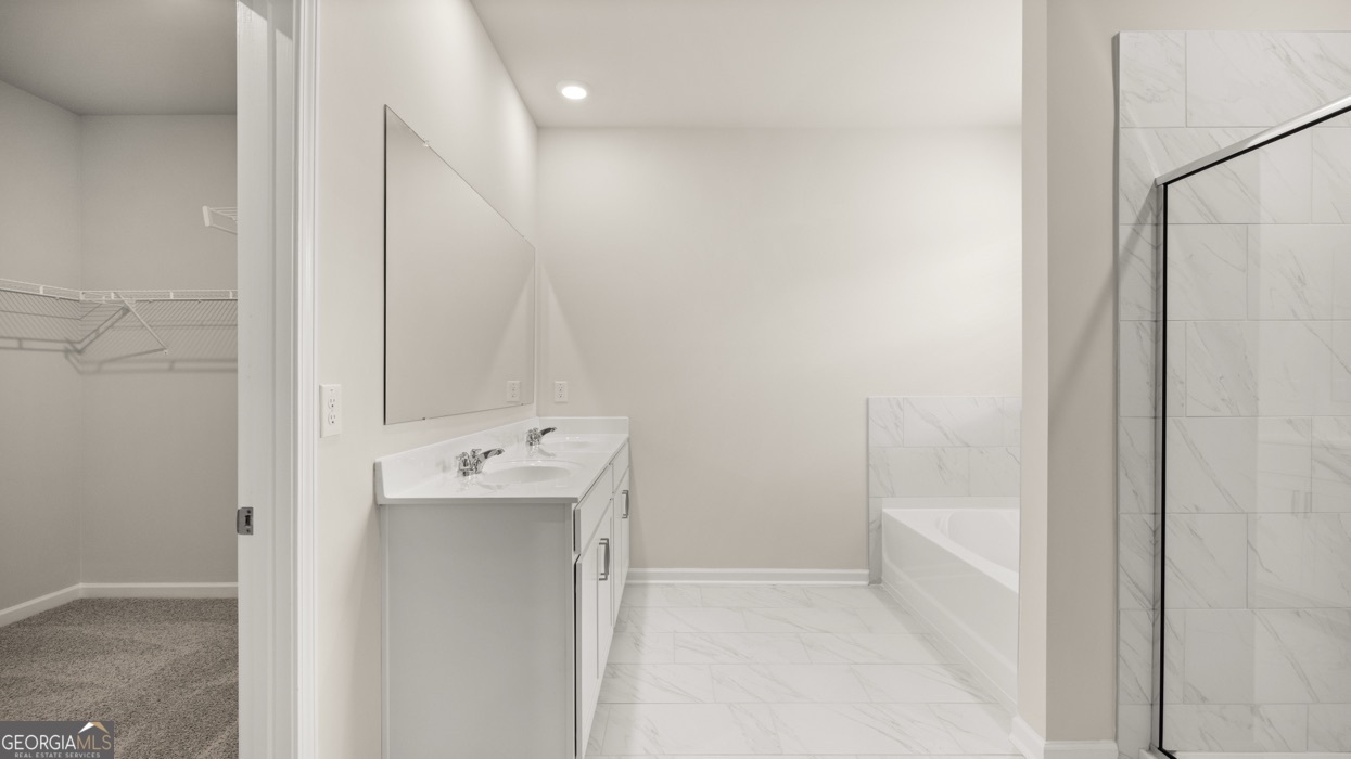 1170 Amerson Street # 43 Property Photo 29
