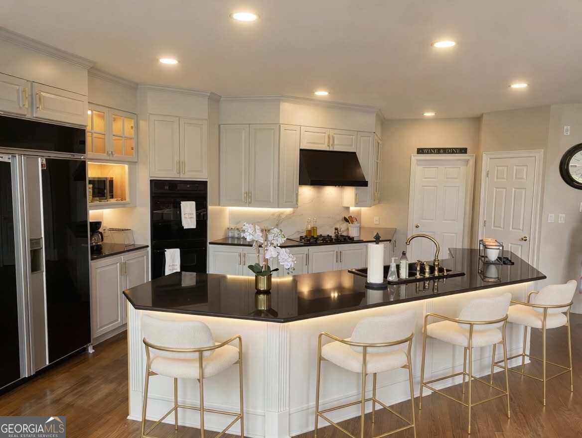 235 Bunratty Court Property Photo 8