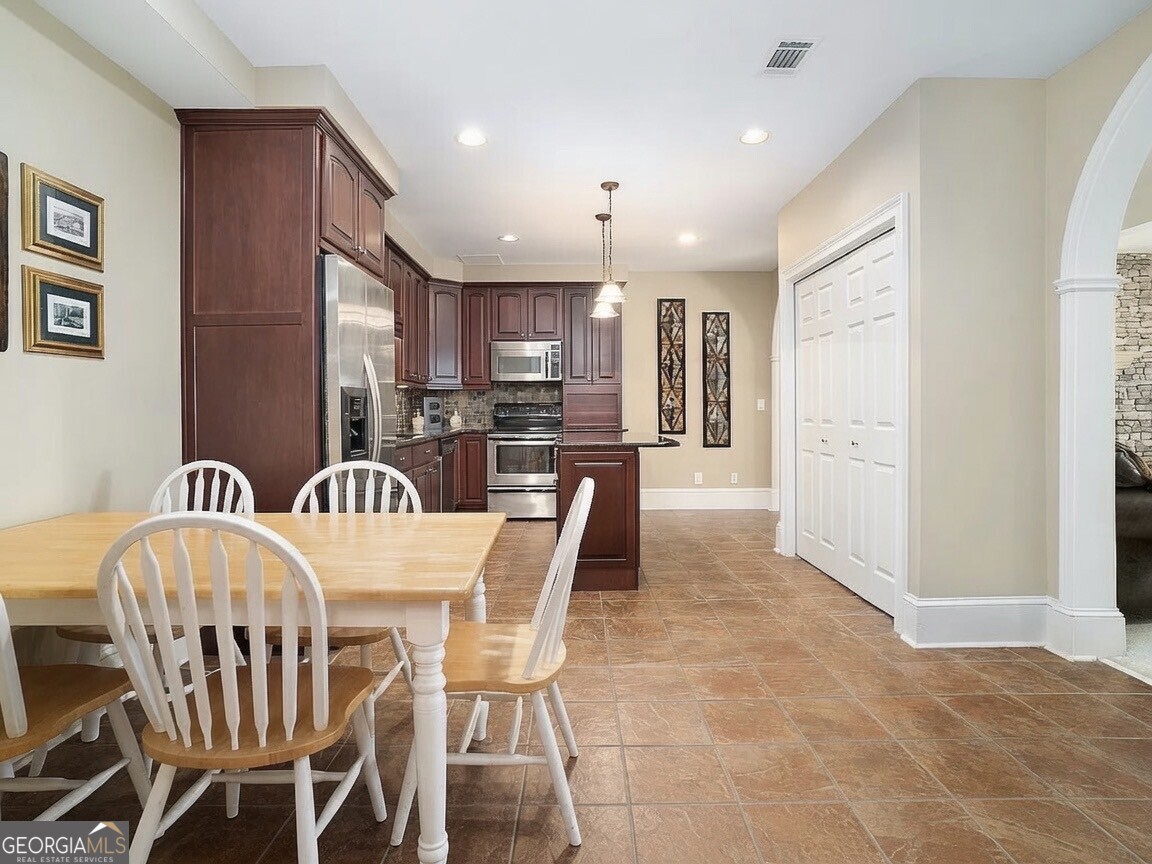 235 Bunratty Court Property Photo 40