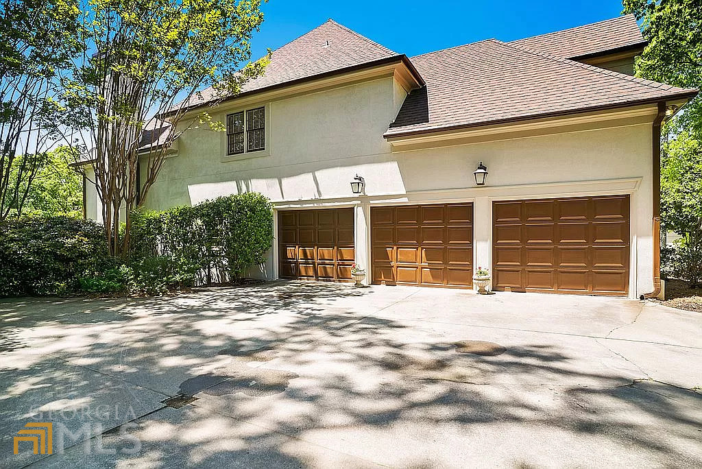 235 Bunratty Court Property Photo 43