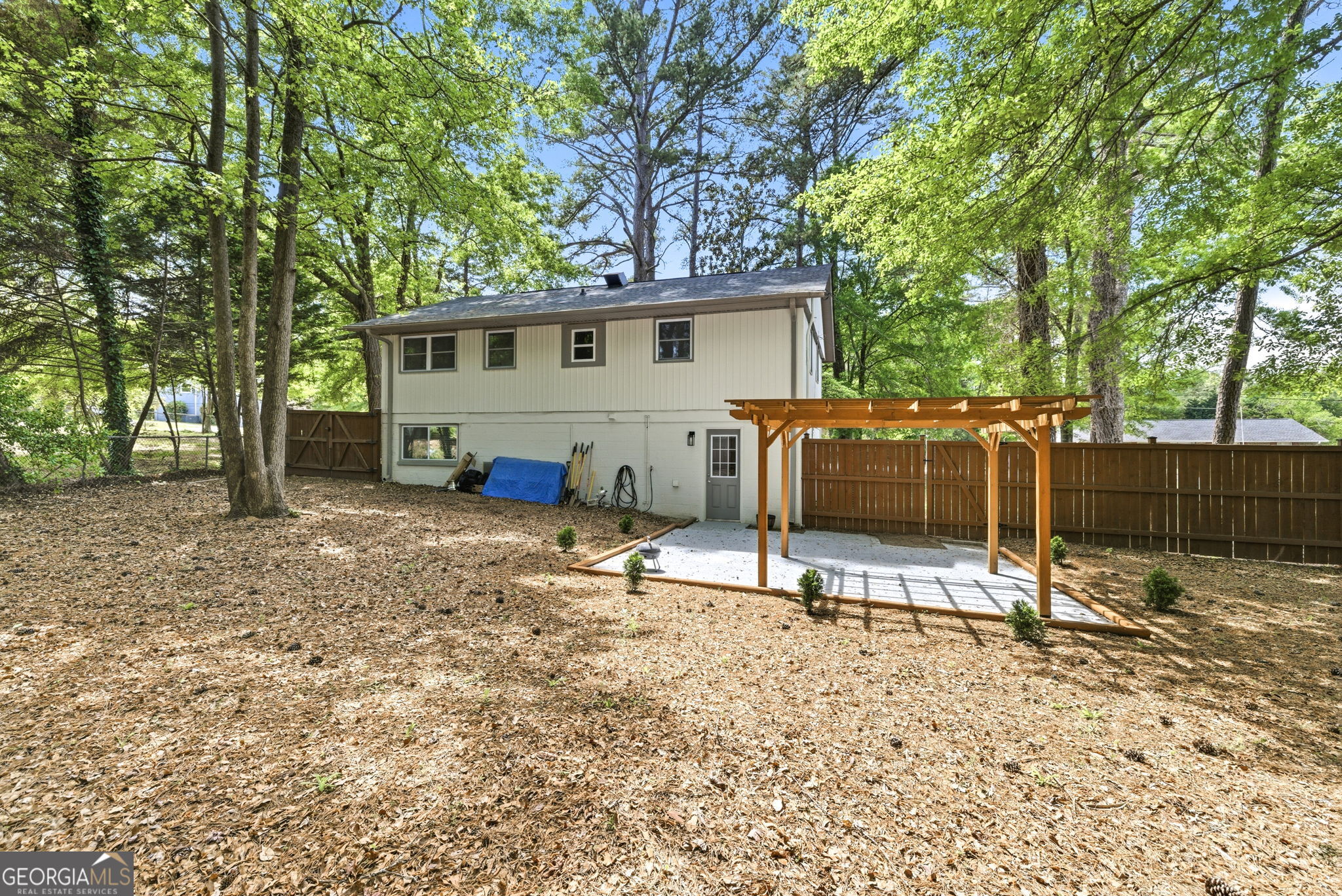 285 Kings Circle Property Photo 35
