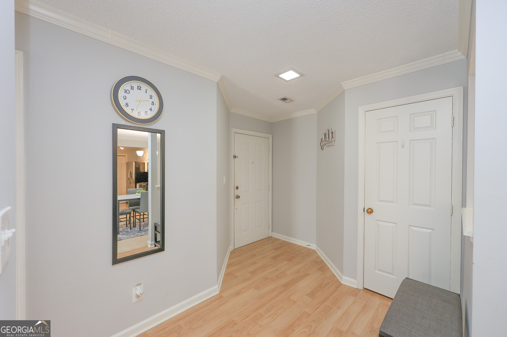 823 Ridgefield Drive Property Photo 11