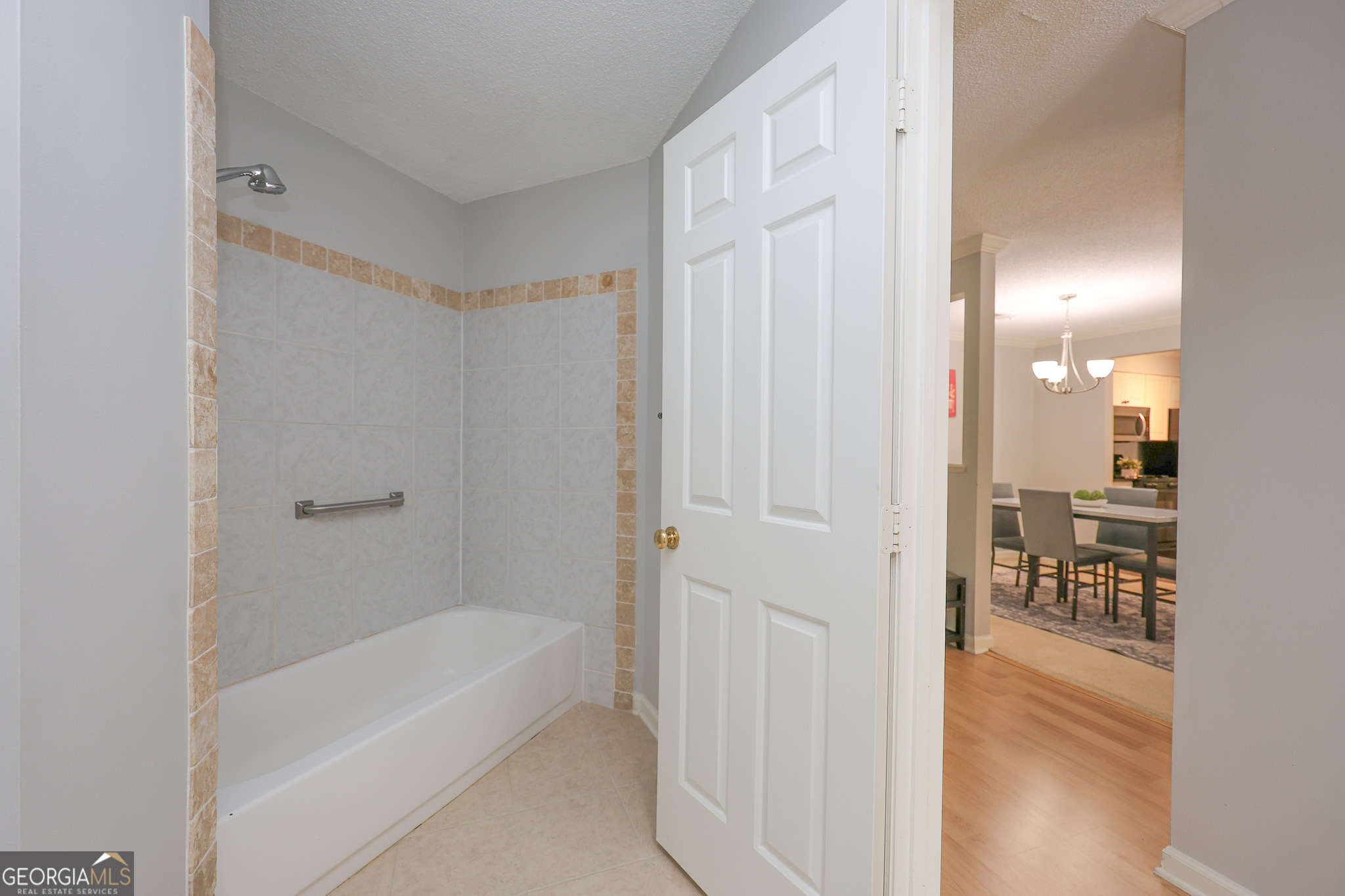 823 Ridgefield Drive Property Photo 40