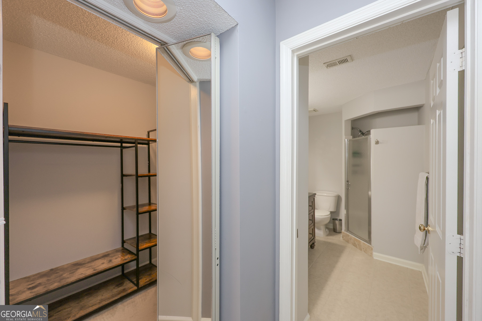 823 Ridgefield Drive Property Photo 47