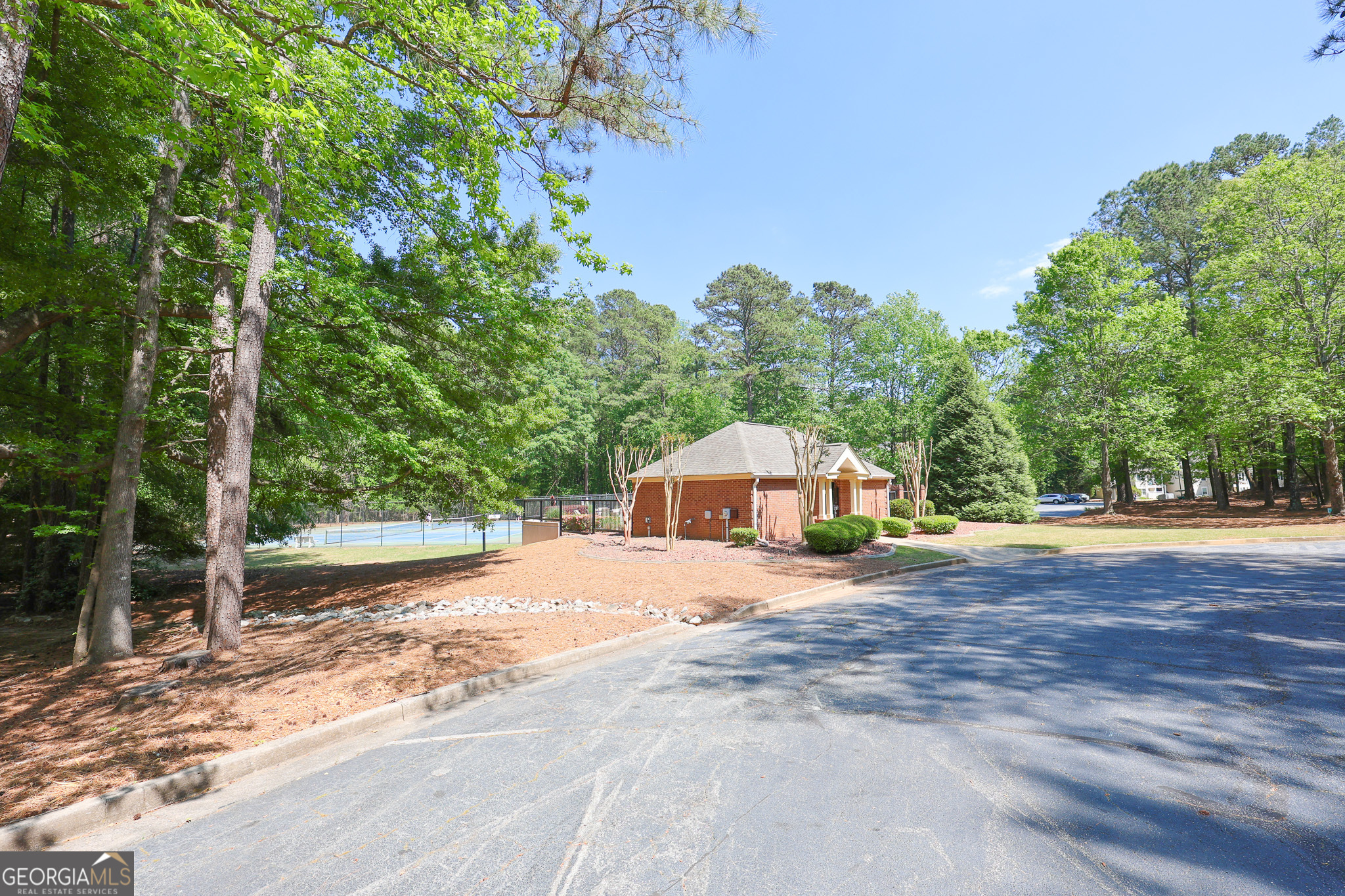 823 Ridgefield Drive Property Photo 56