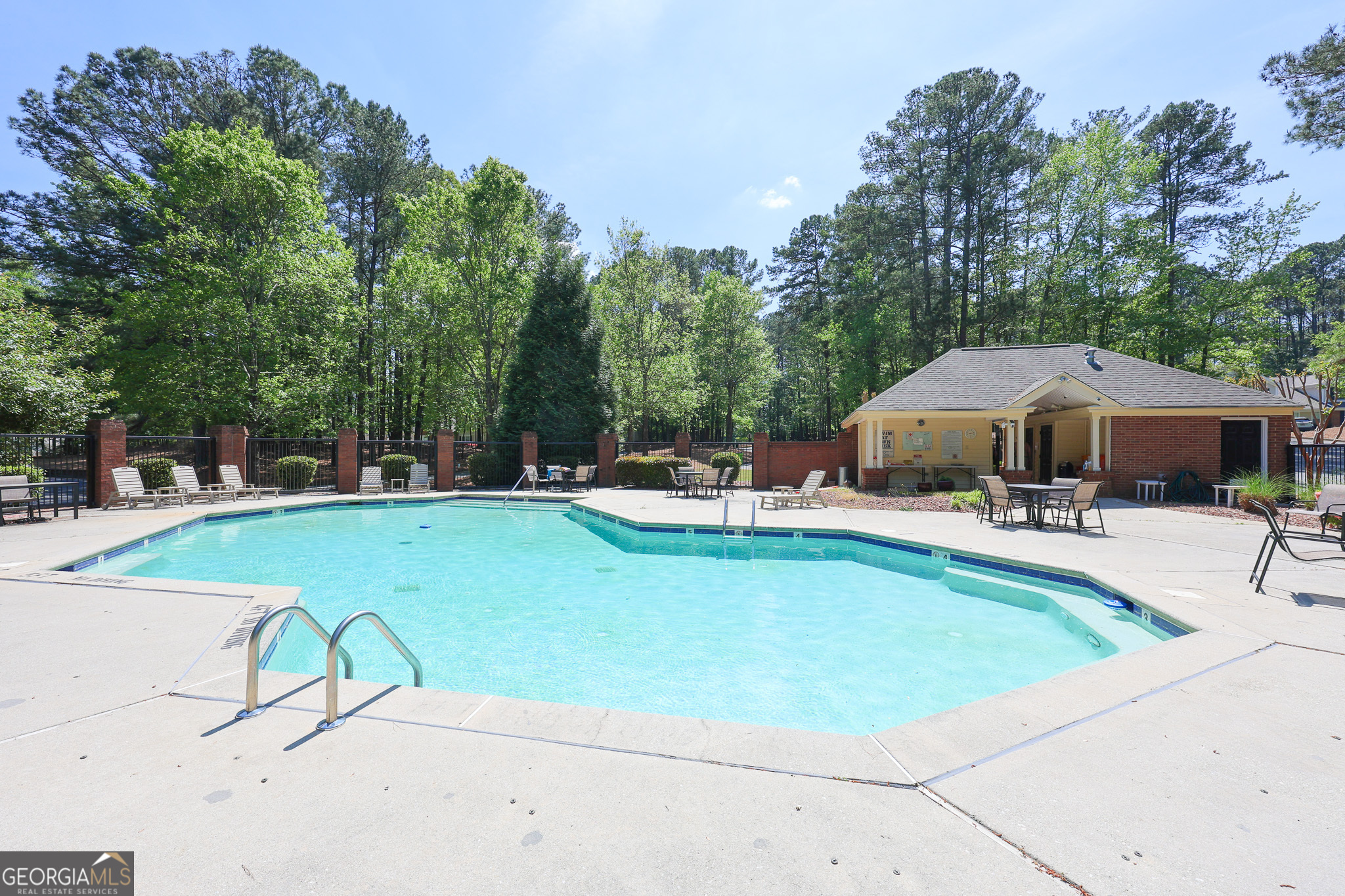 823 Ridgefield Drive Property Photo 63