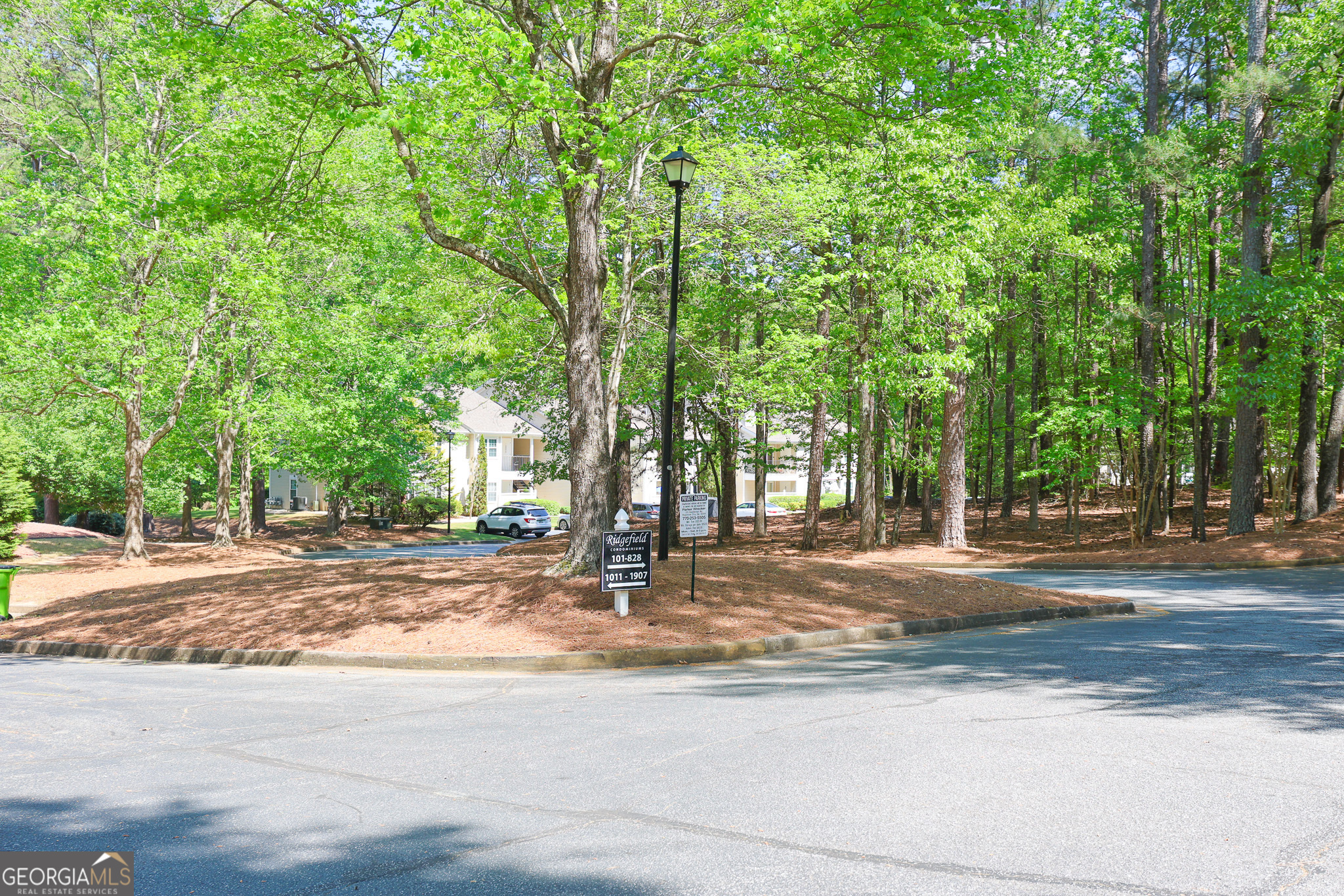 823 Ridgefield Drive Property Photo 67