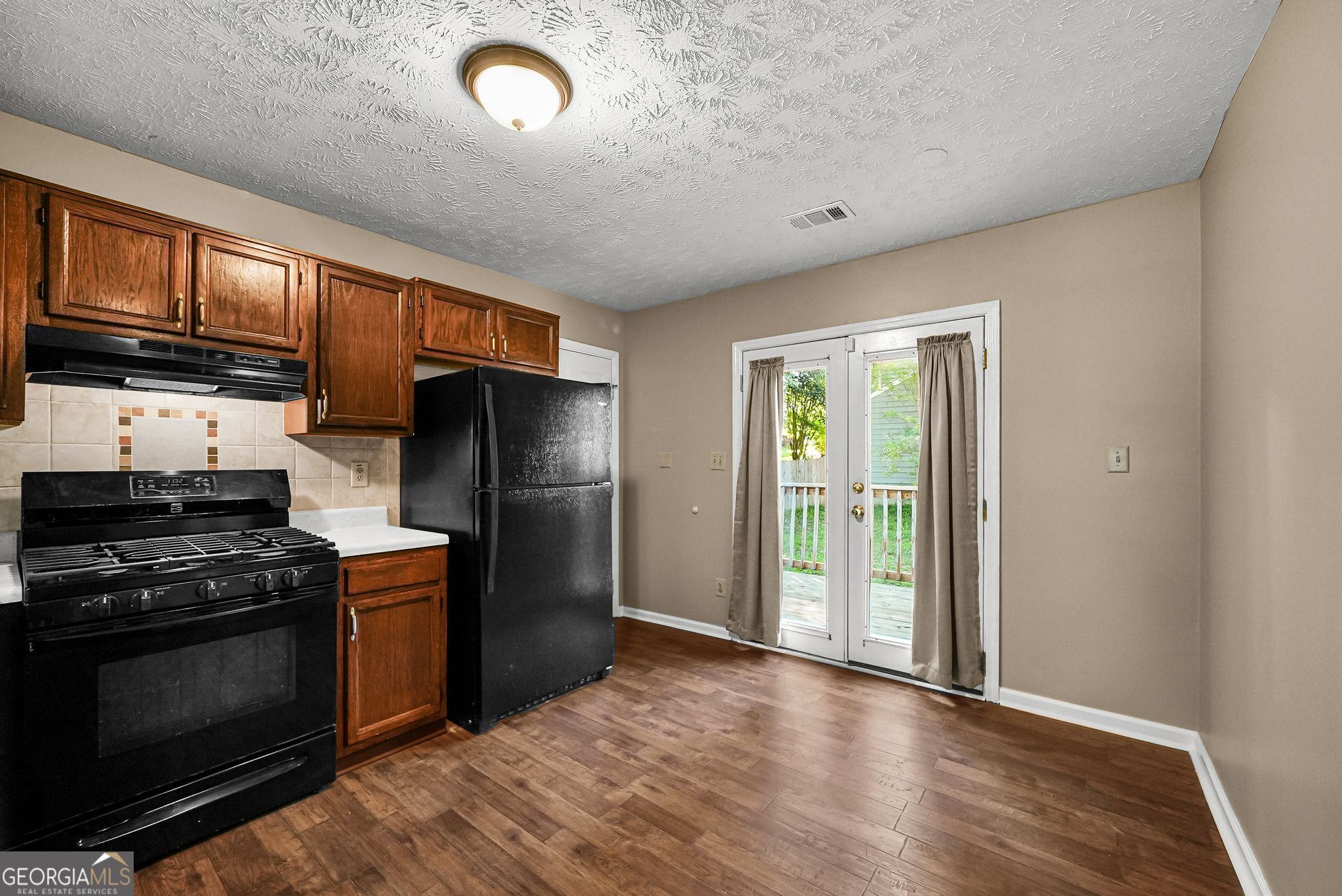 1370 Ling Drive Property Photo 11