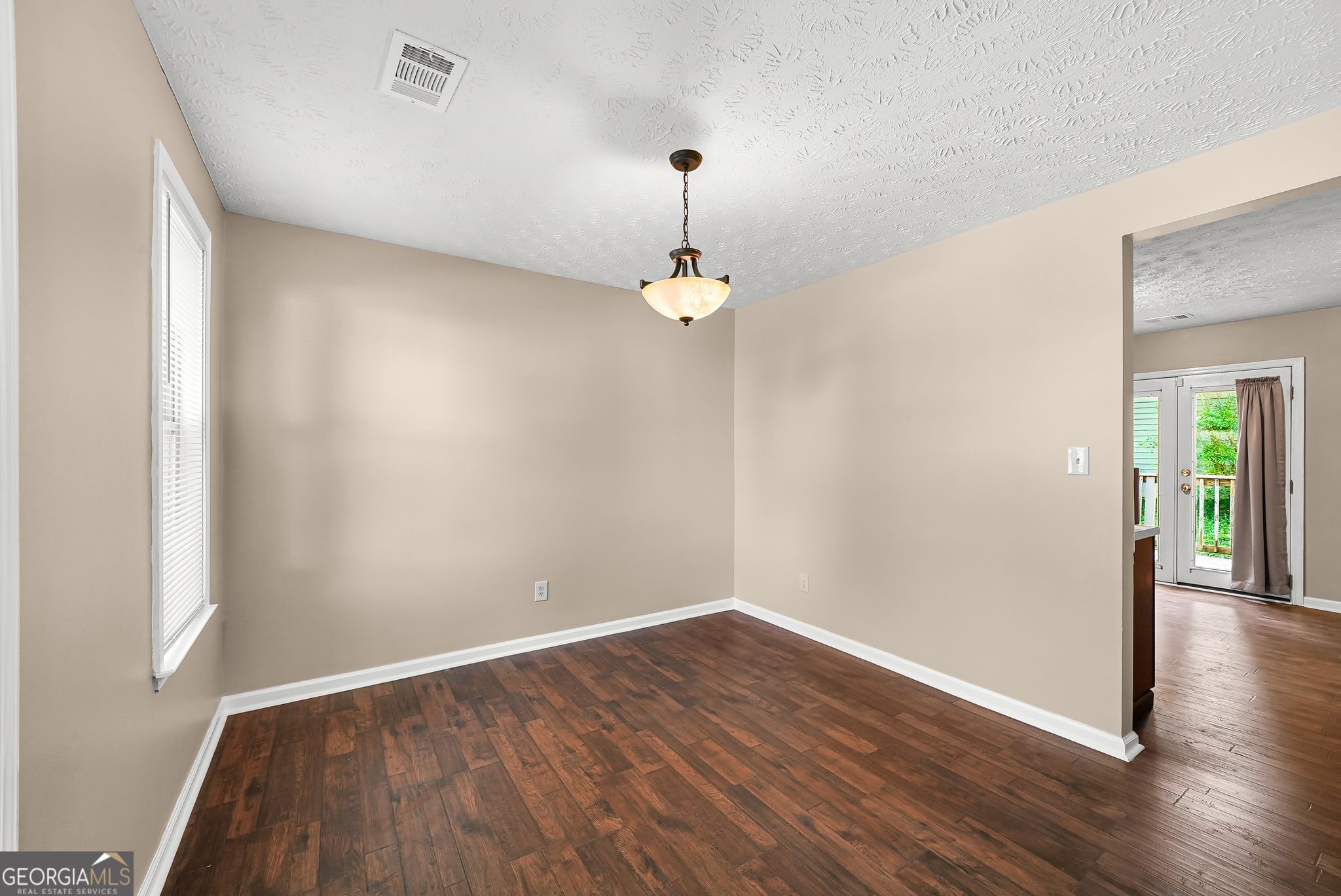 1370 Ling Drive Property Photo 12