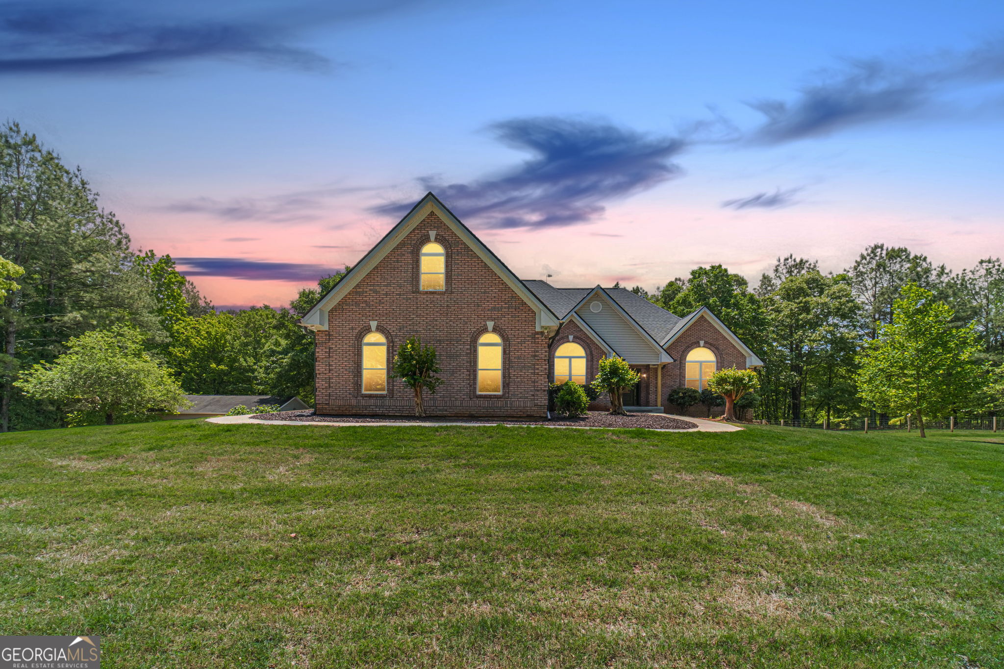 4415 Locklin Road Property Photo 2