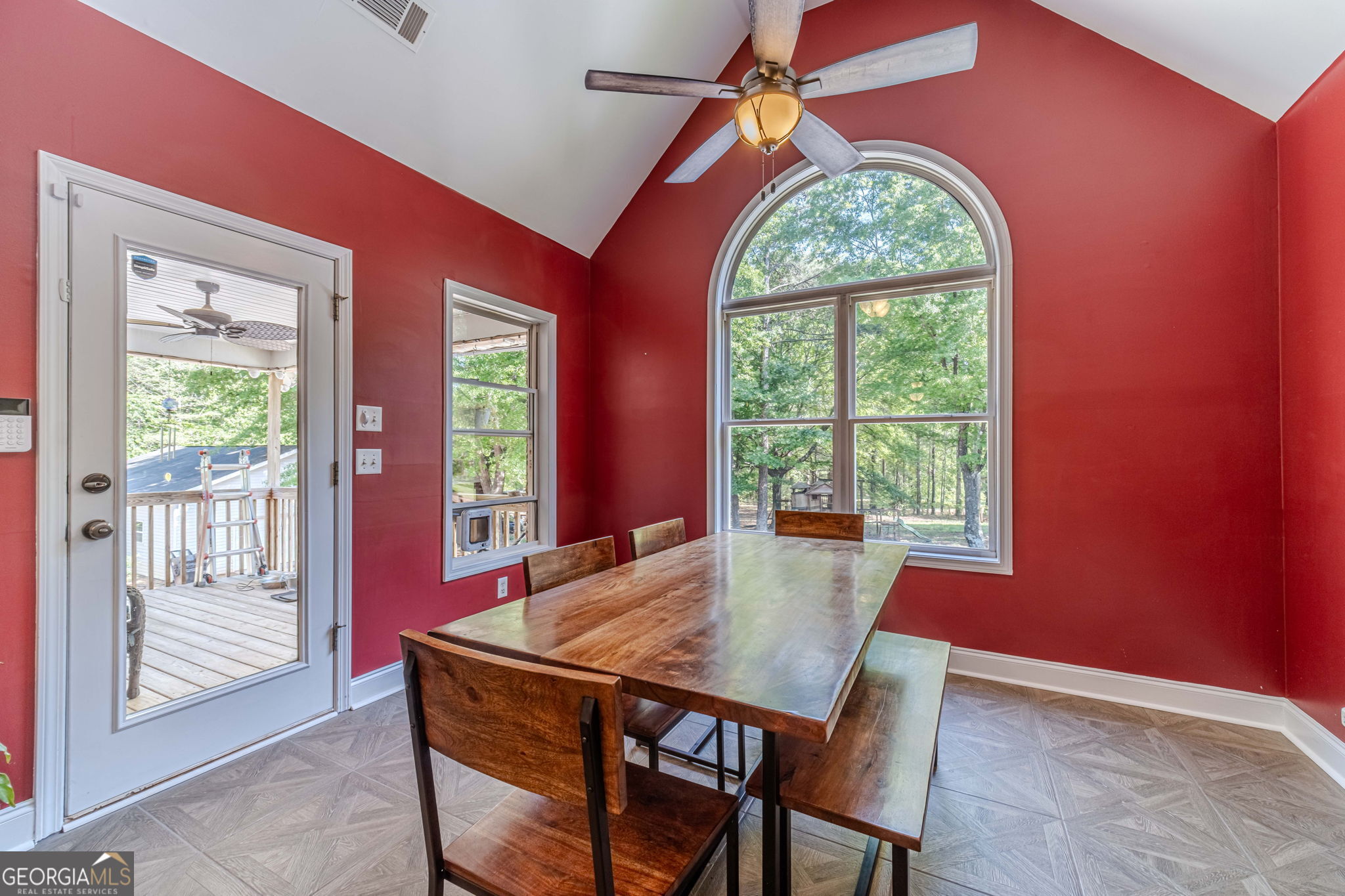 4415 Locklin Road Property Photo 16