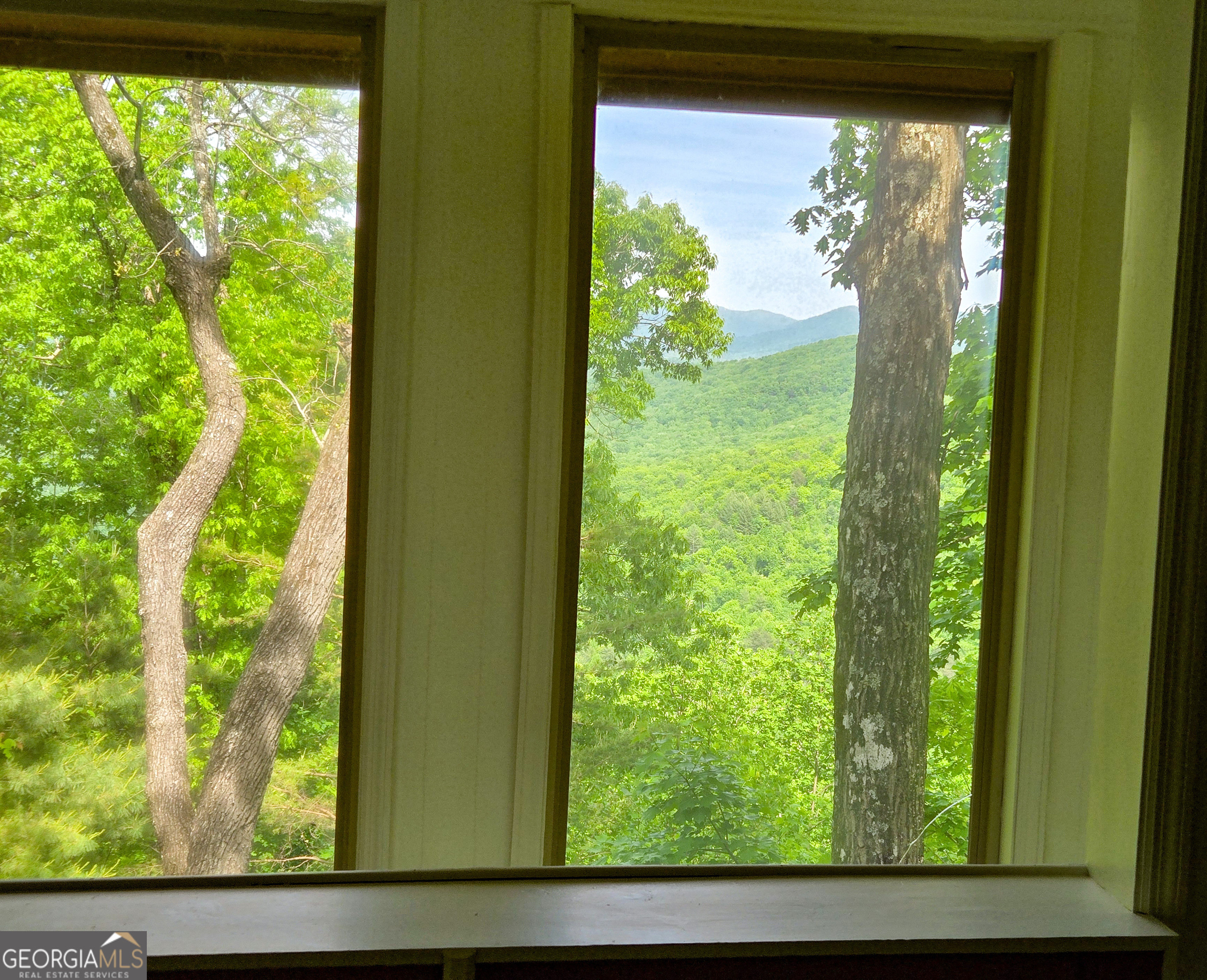 1900 Long Ridge Road Property Photo 17