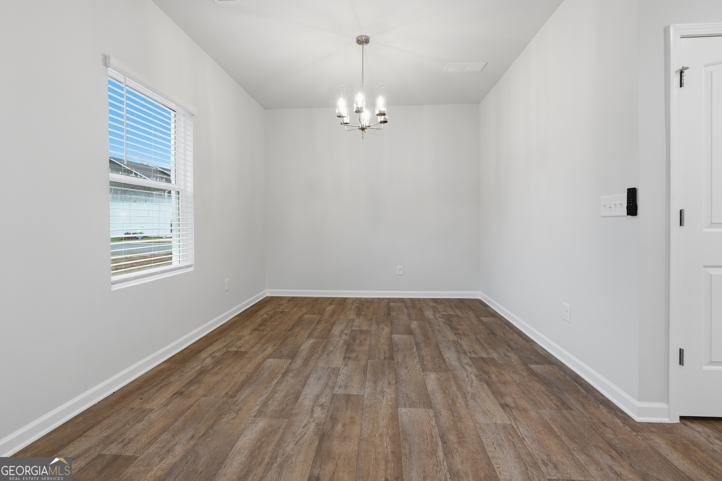 3204 Winding Waters Way Property Photo 11