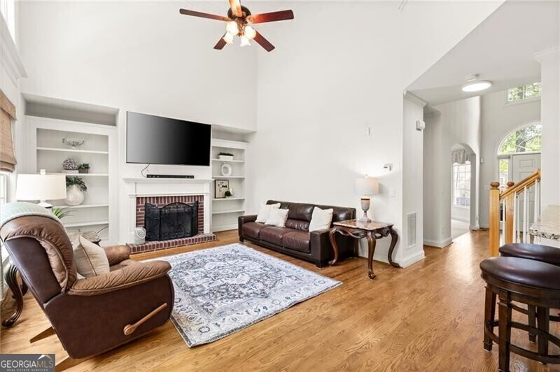 4425 Woodside Court Property Photo 17