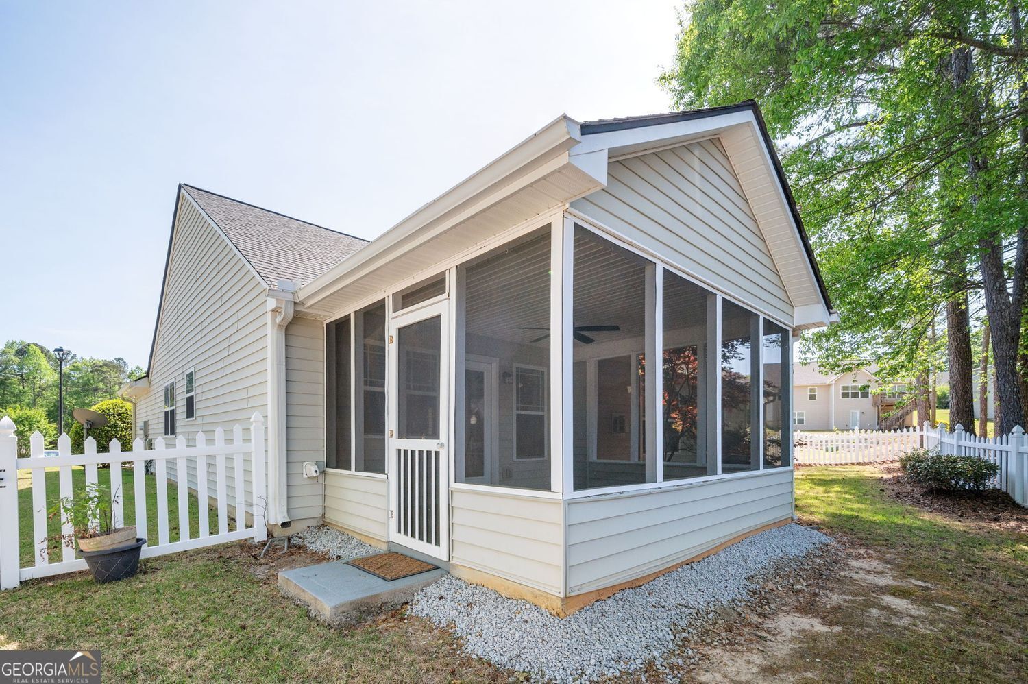306 Day Lily Way Property Photo 32
