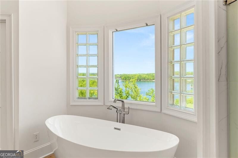 3143 Winding Lake Drive Property Photo 27