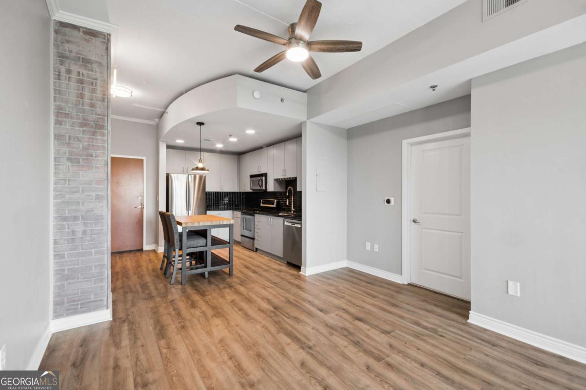 250 Pharr Road Ne # 1716 Property Photo 12