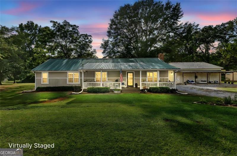340 TOM BELL Road Property Photo 1