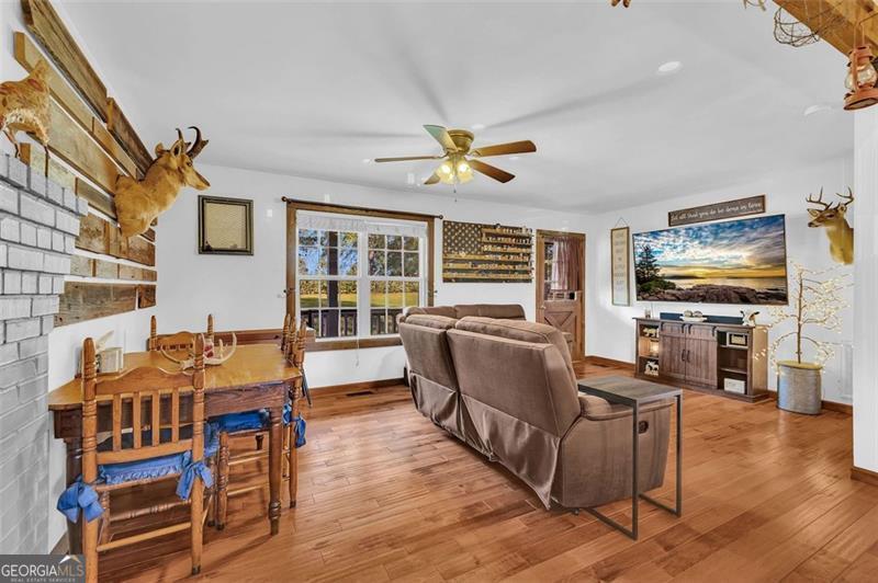 340 Tom Bell Road Property Photo 12