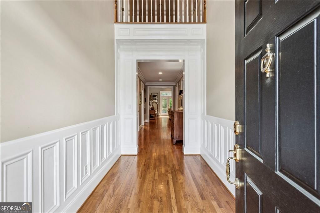 3408 Paces Ferry Circle Se Property Photo 4