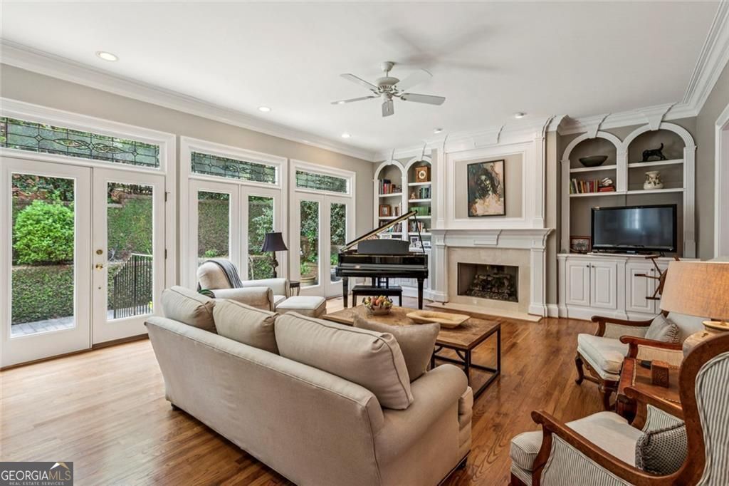 3408 Paces Ferry Circle Se Property Photo 15