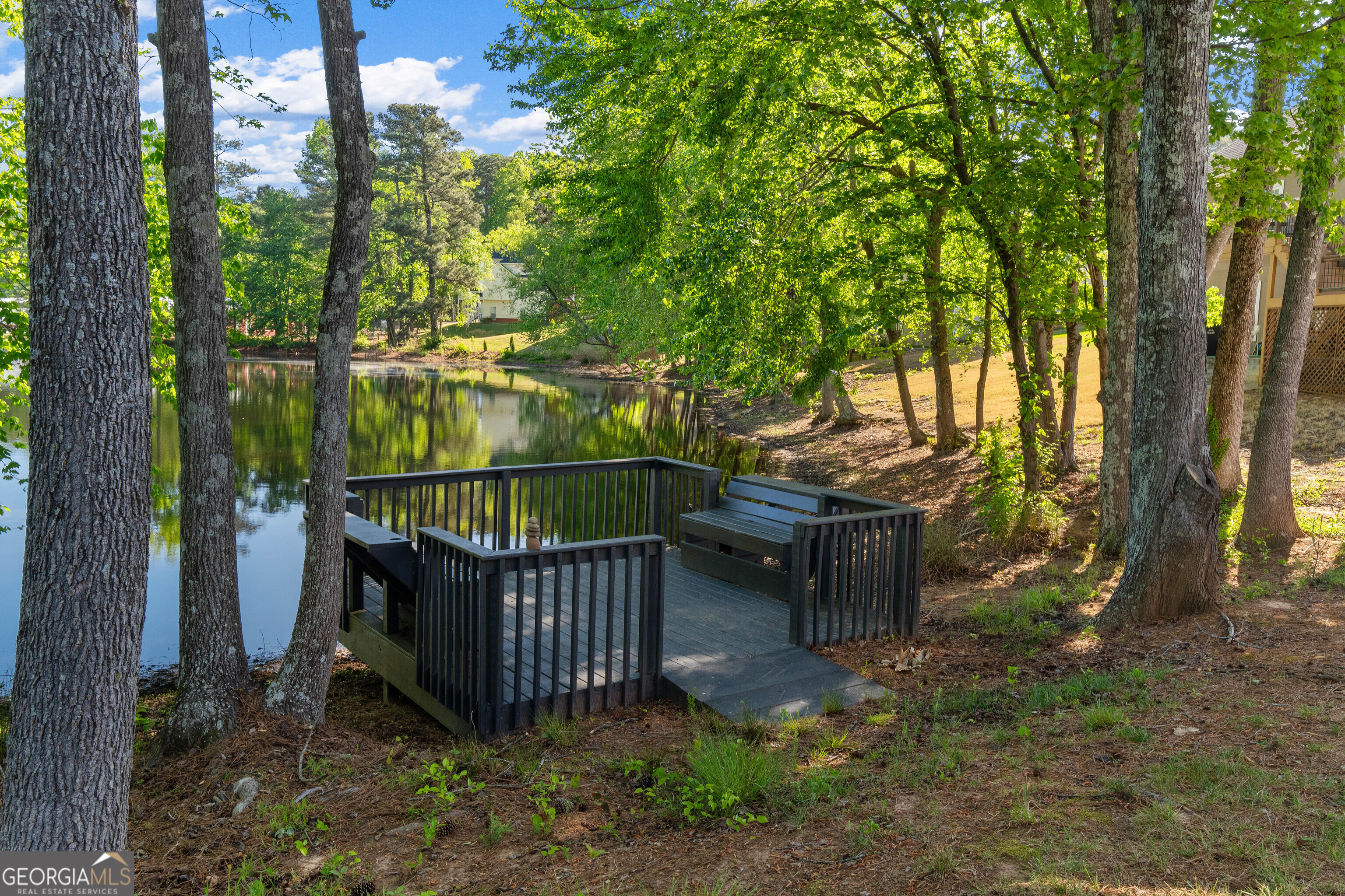 101 Retreat Way Property Photo 12