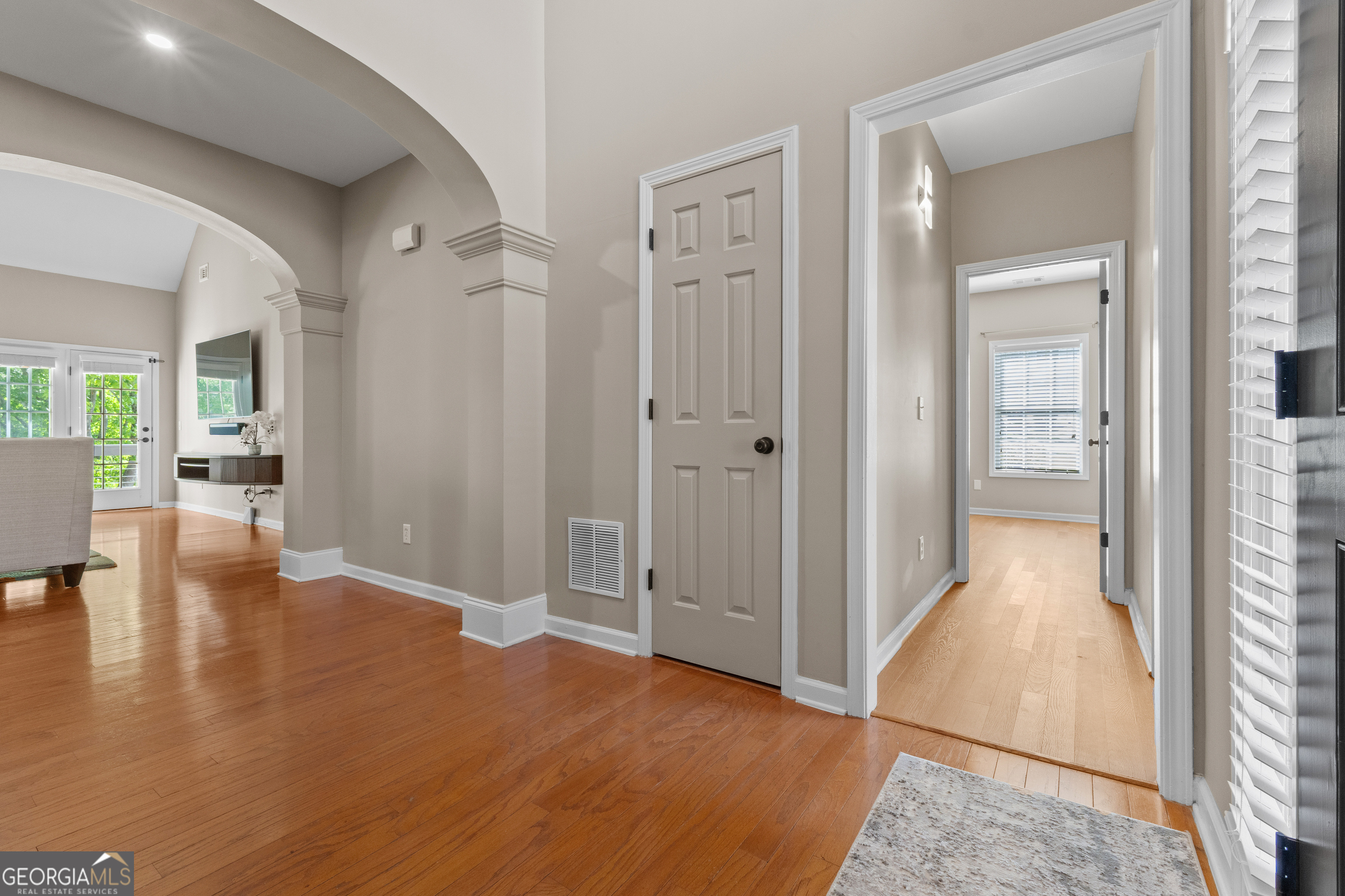 101 Retreat Way Property Photo 16