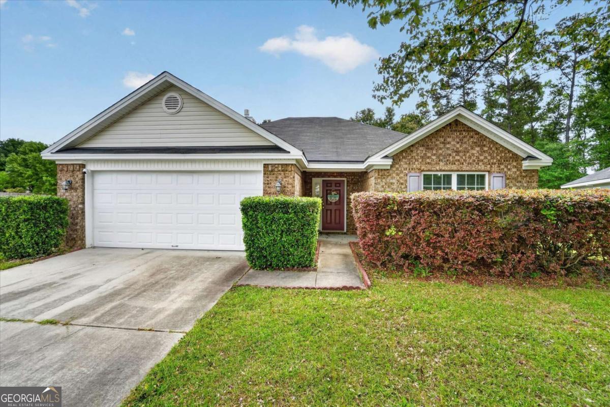 120 Fontenot Drive Property Photo 1