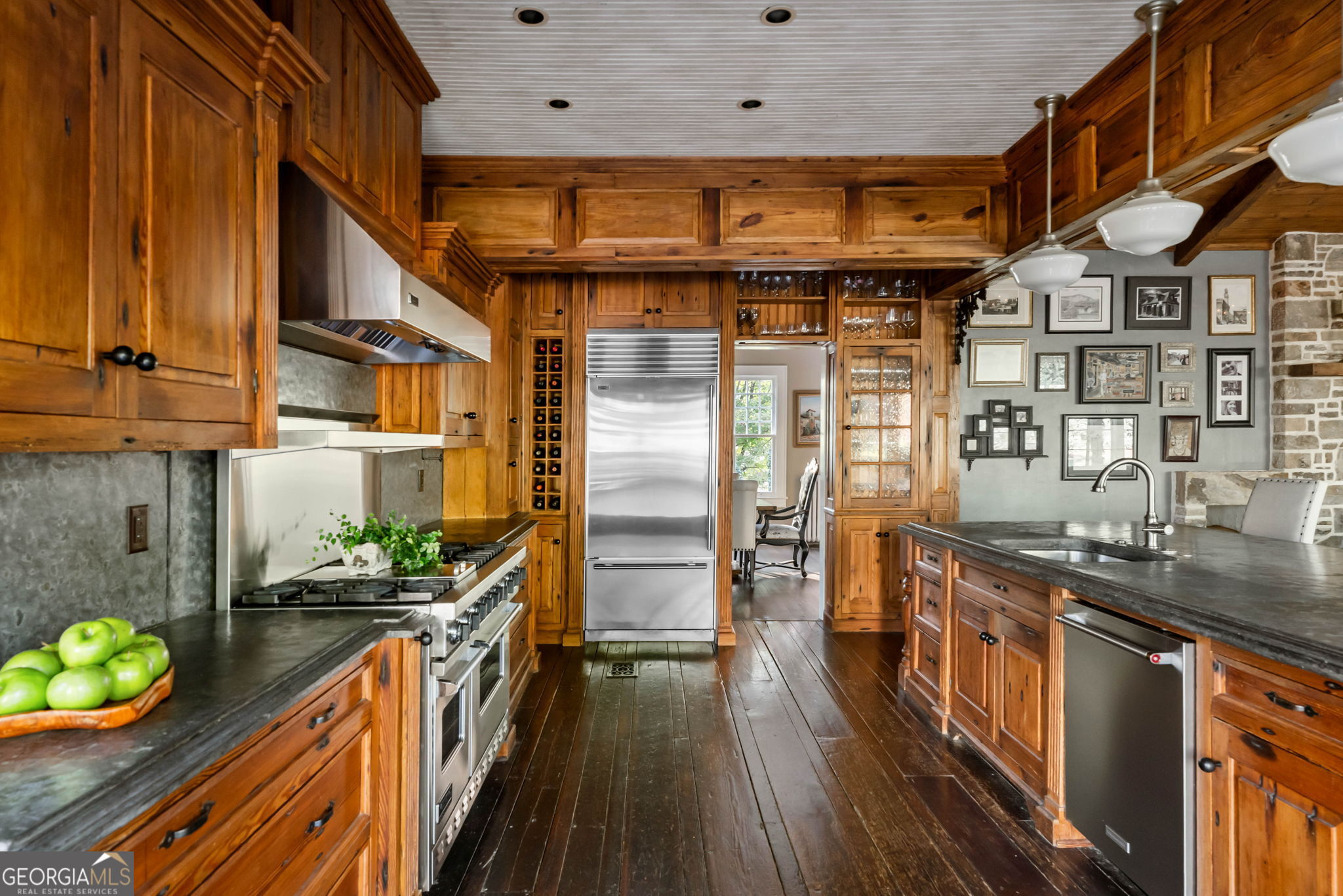 486 Church Street Property Photo 21