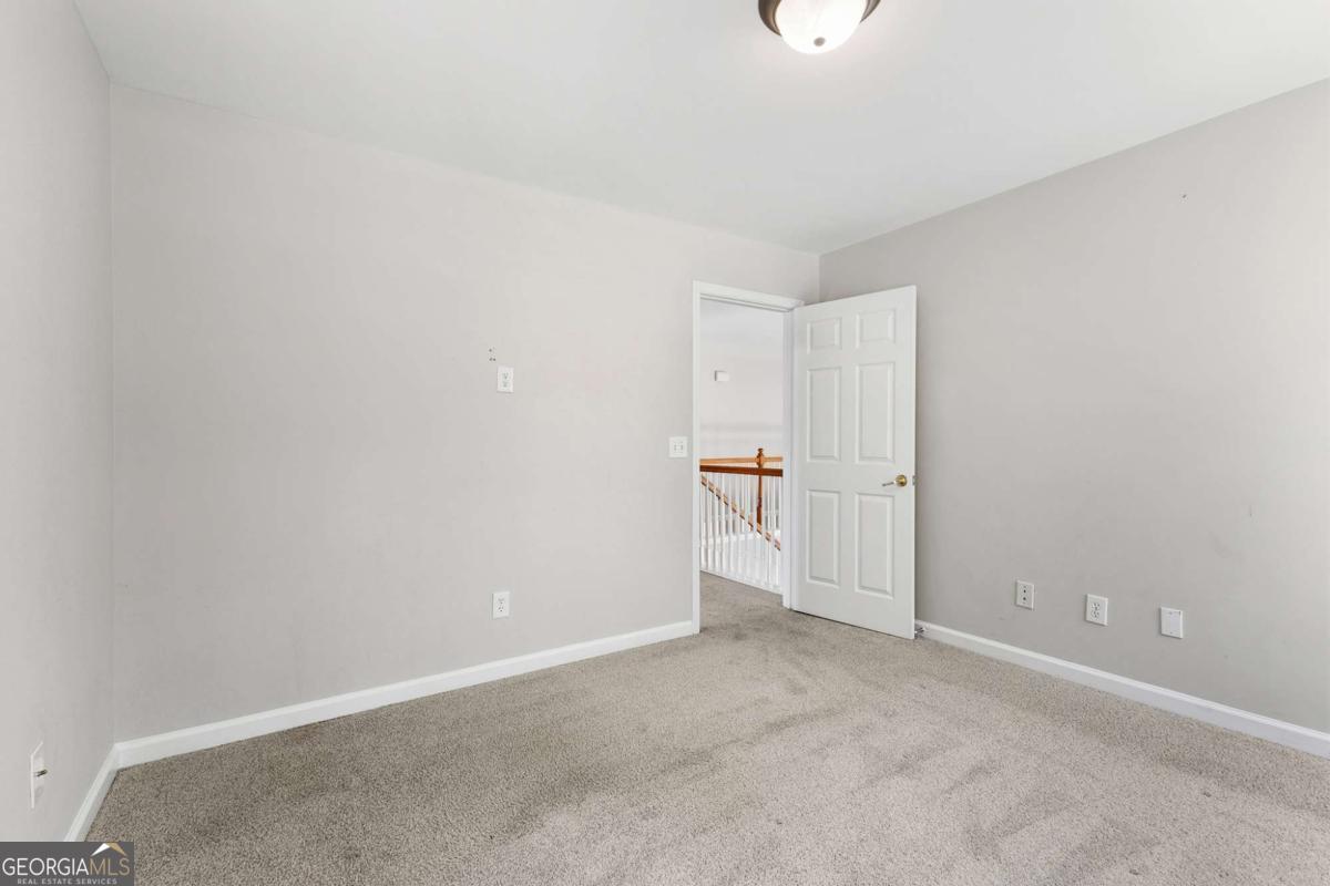 3713 The Great Drive Property Photo 29