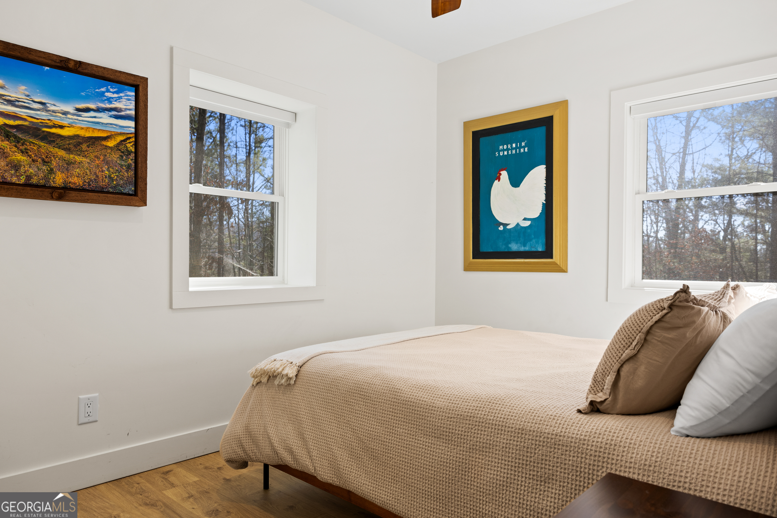 572 Left Turn Property Photo 35