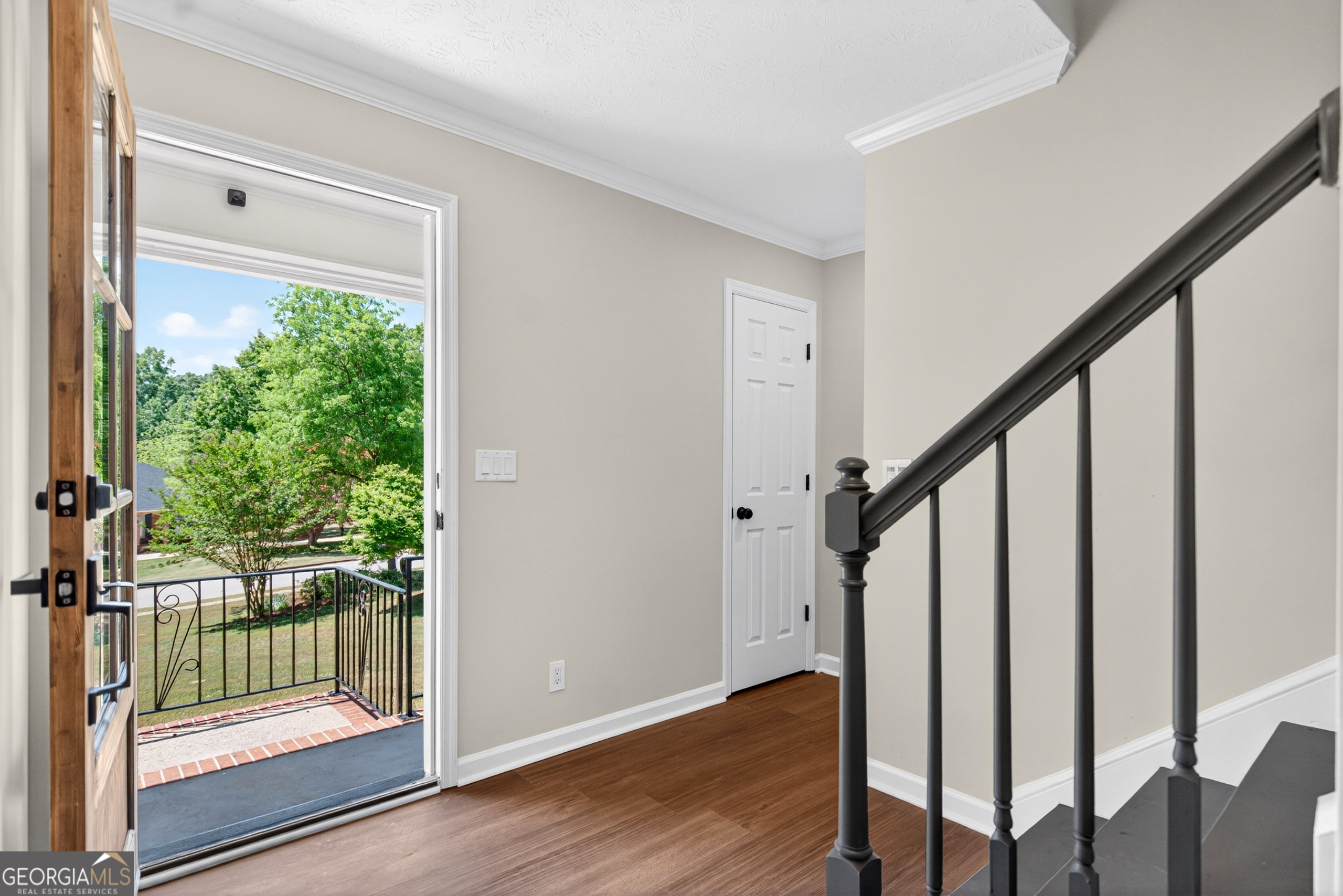 406 Ashford Circle Property Photo 6