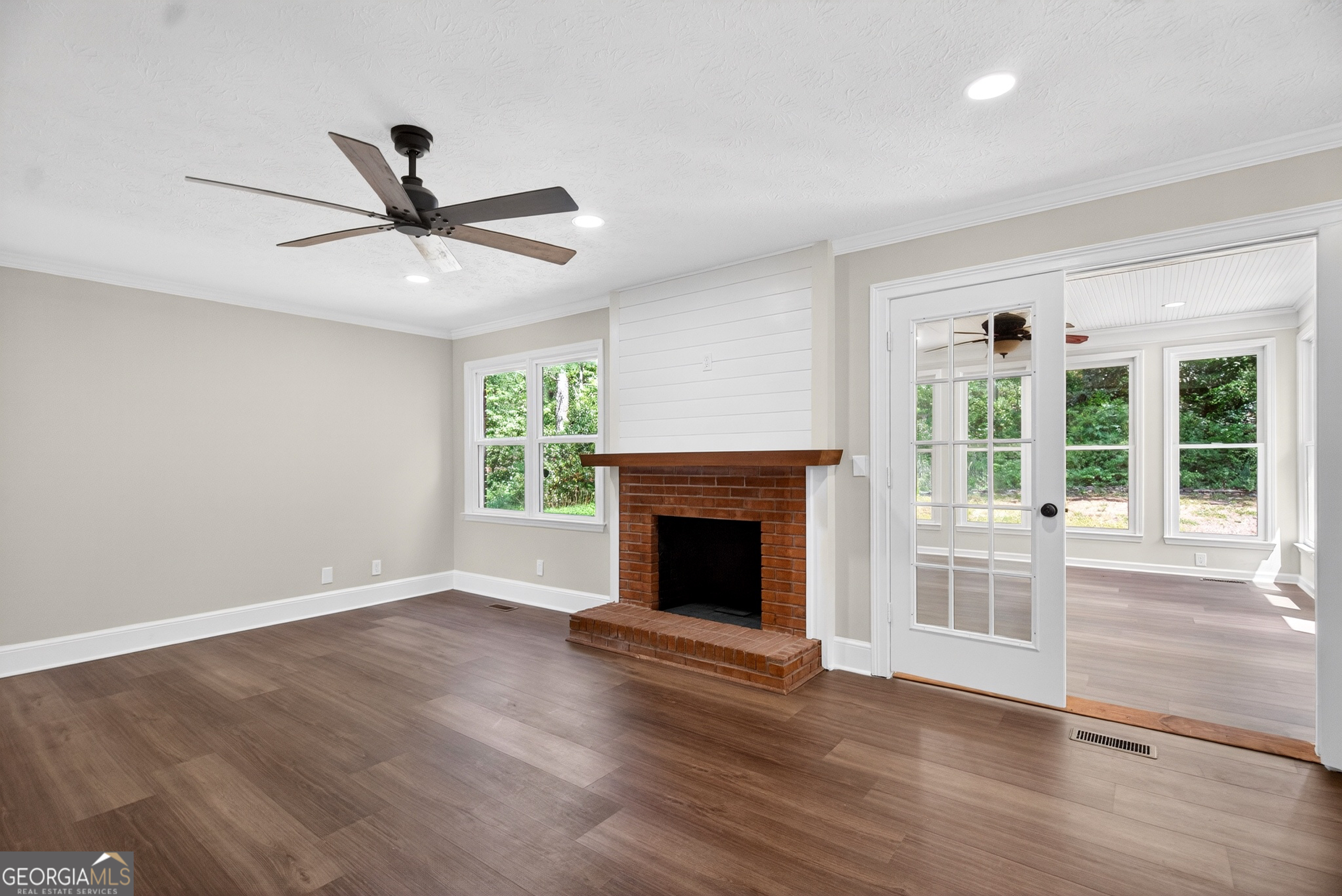 406 Ashford Circle Property Photo 14