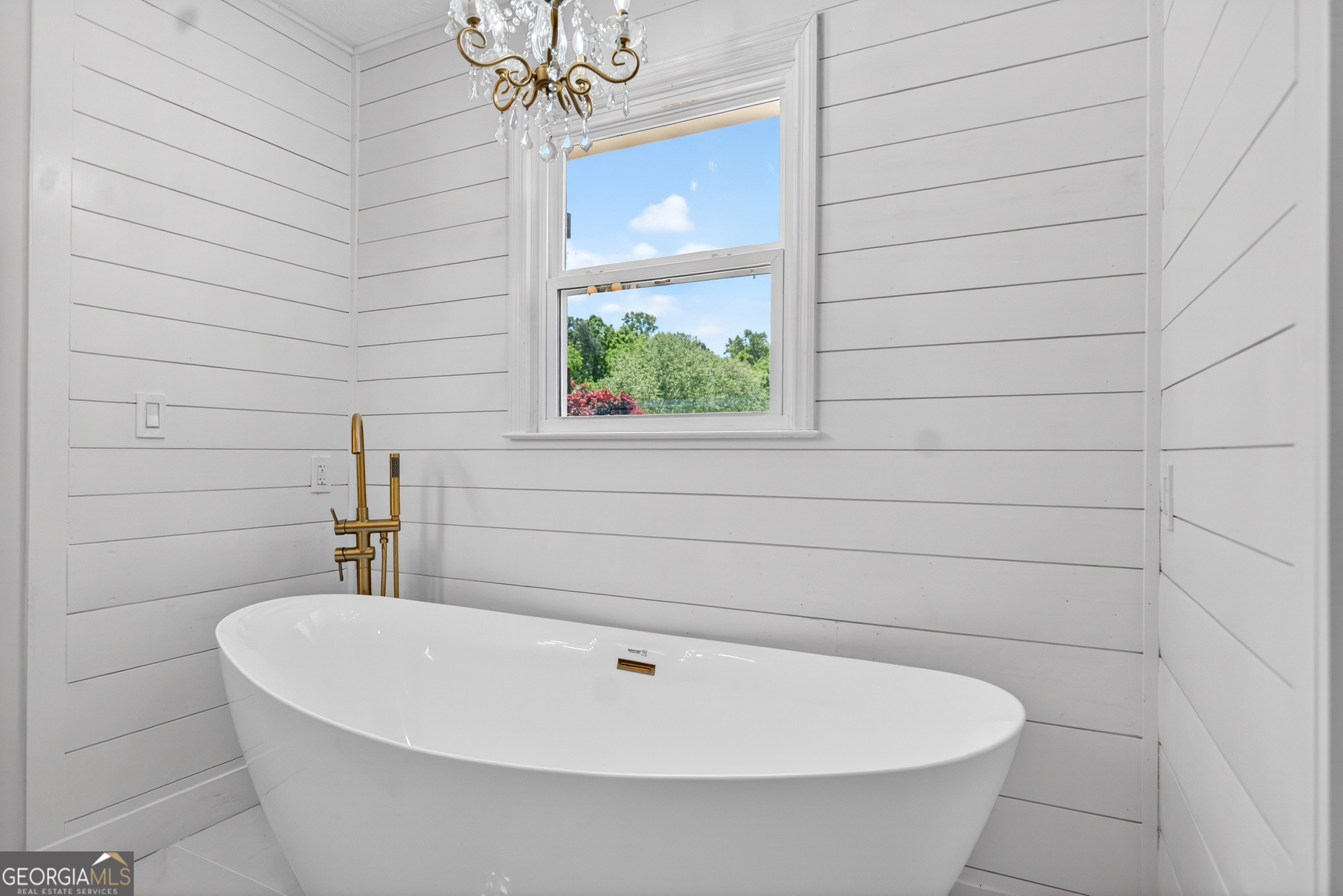 406 Ashford Circle Property Photo 27