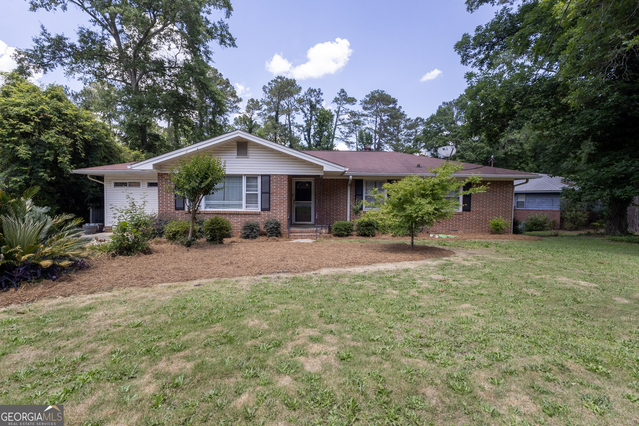 408 Skyway Drive Property Photo 1