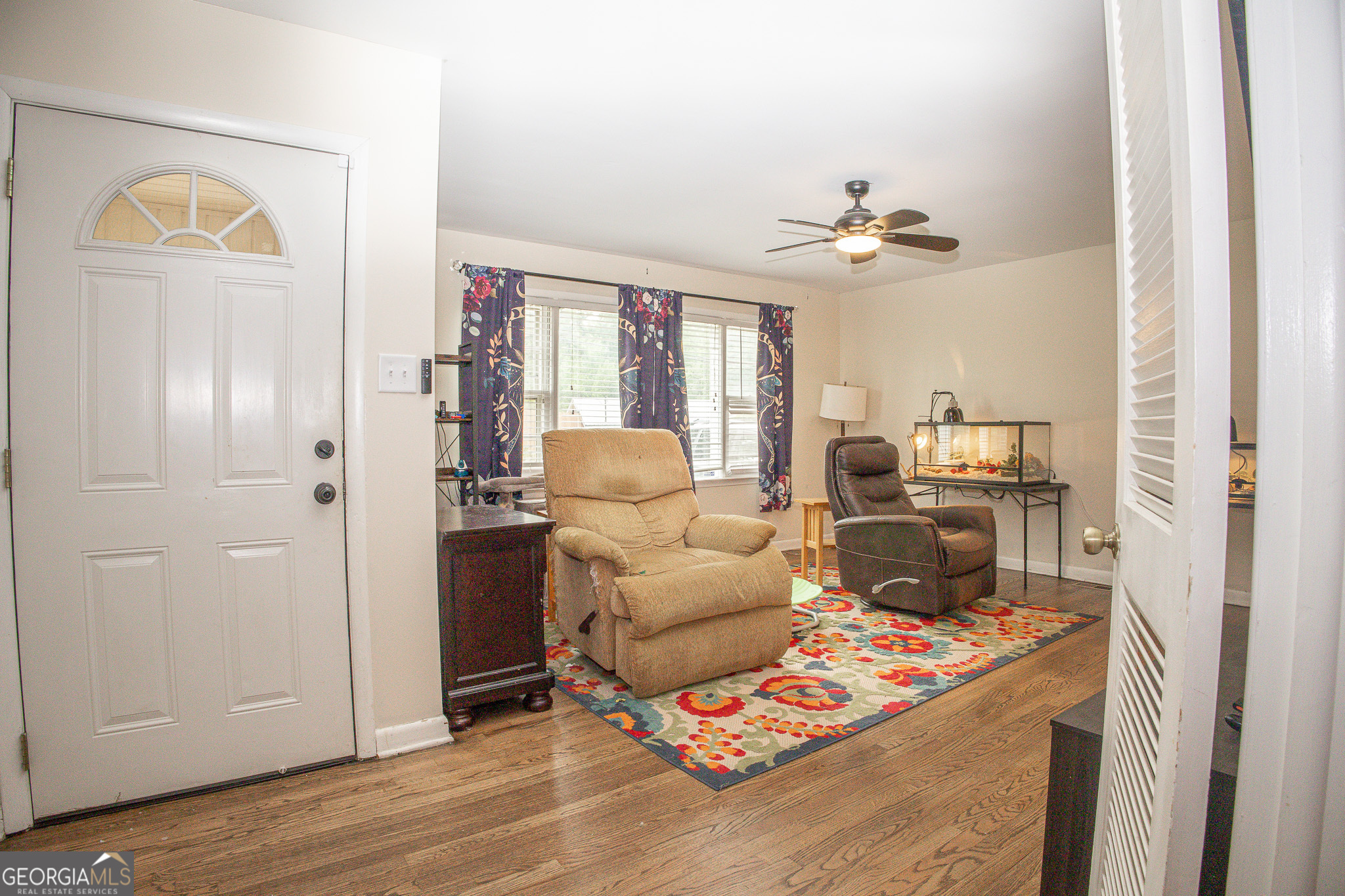 408 Skyway Drive Property Photo 6