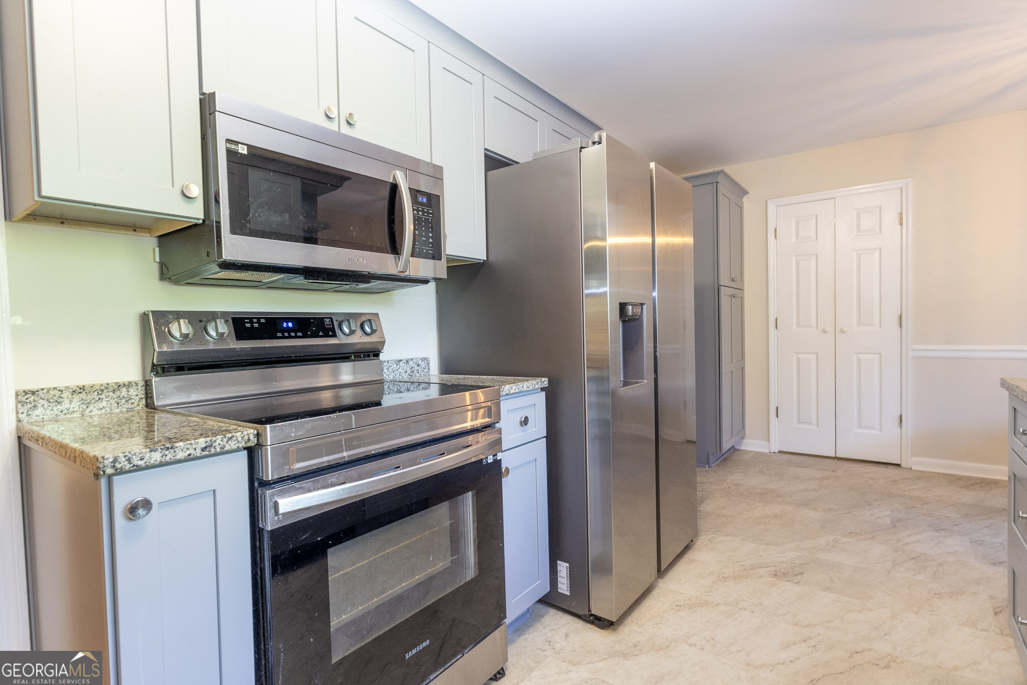 408 Skyway Drive Property Photo 13